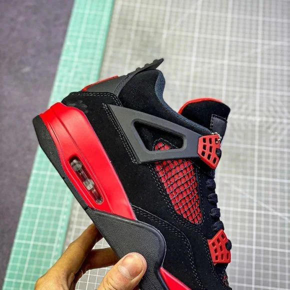 Air Jordan 4AJ4 Oreo black and red Vintage sneakers - Picture 8 of 9